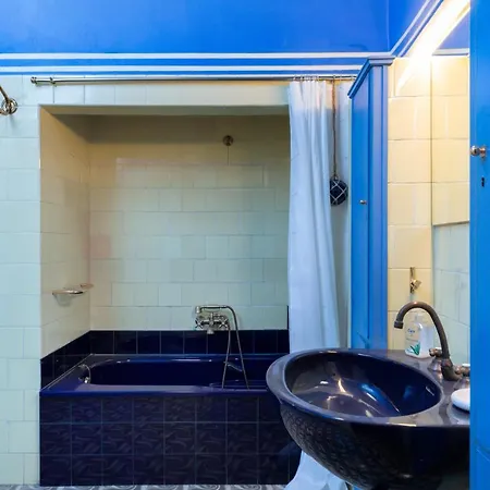 Flateli Peixateries Velles